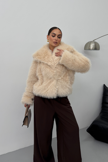 Kadın Kürk Şık Geniş Yaka Astarlı Çıtçıt Düğmeli Premium Kürk