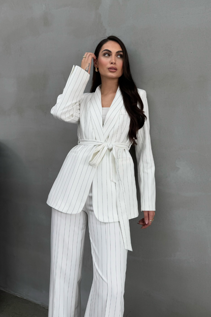 Kadın Çizgili Kuşaklı Blazer Ceket Pantolon Takım