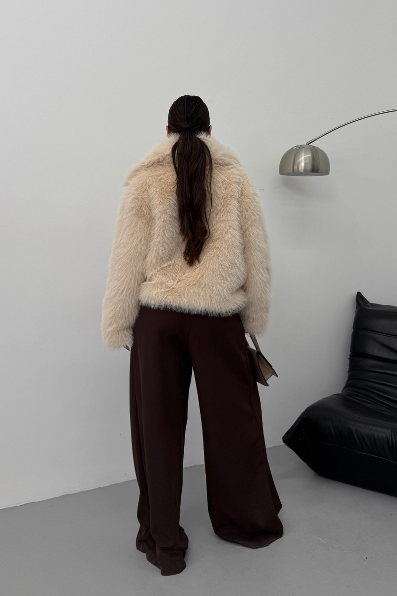 Kadın Kürk Şık Geniş Yaka Astarlı Çıtçıt Düğmeli Premium Kürk