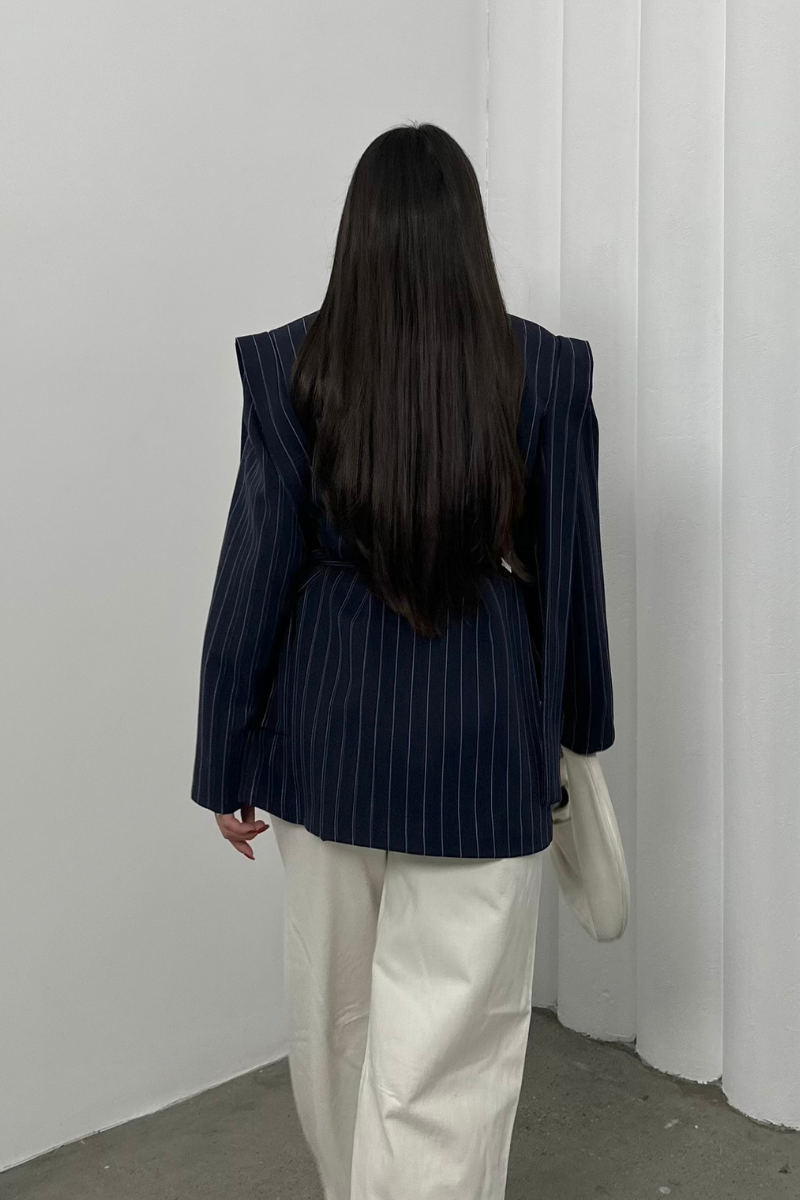 Kadın Oversize Blazer Ceket Çizgili Kuşaklı Omuz Detaylı