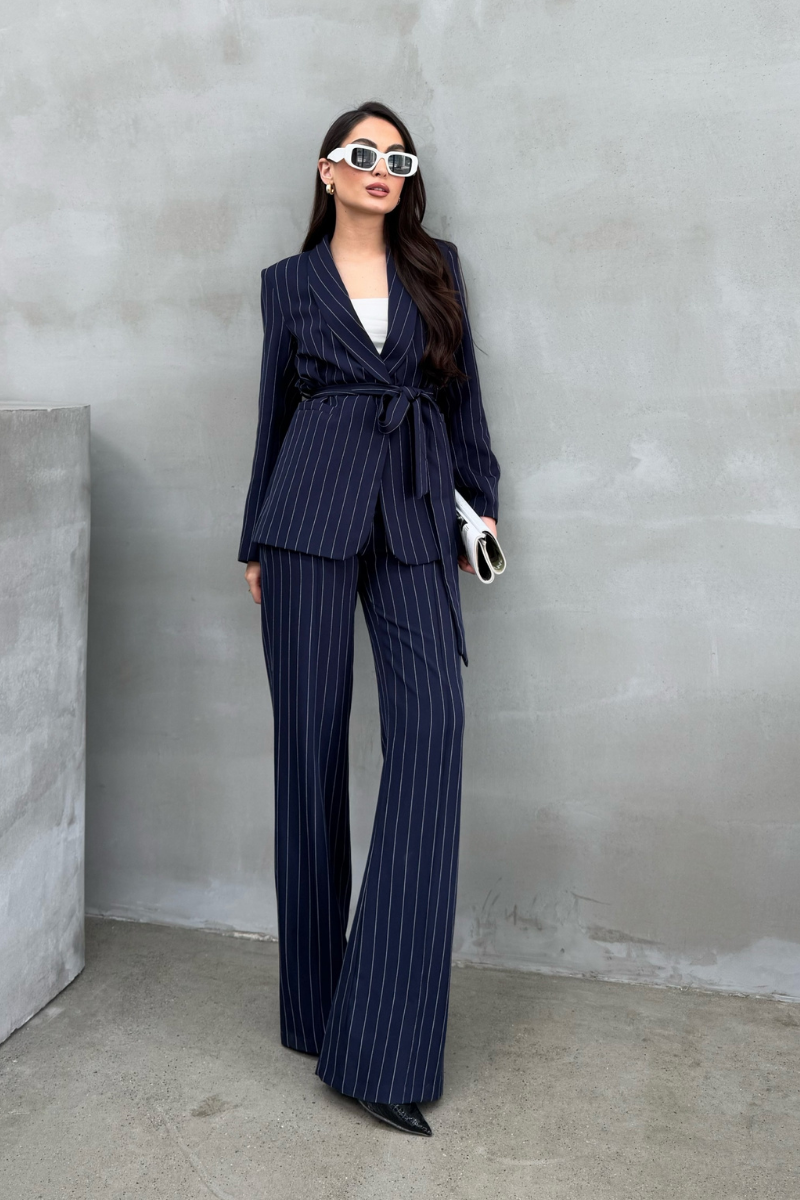 Kadın Çizgili Kuşaklı Blazer Ceket Pantolon Takım