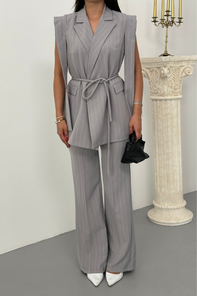 Kadın Alt Üst İkili Takım Çizgili Omuz Detaylı Kuşaklı Yelek Pantolon Takım