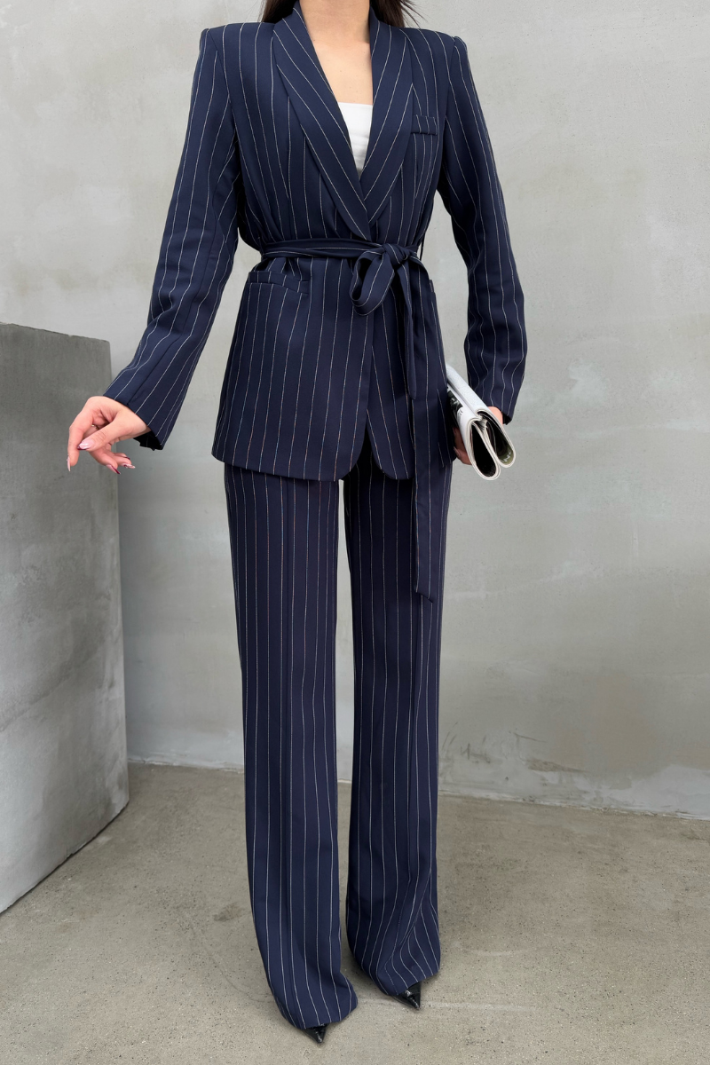 Kadın Çizgili Kuşaklı Blazer Ceket Pantolon Takım