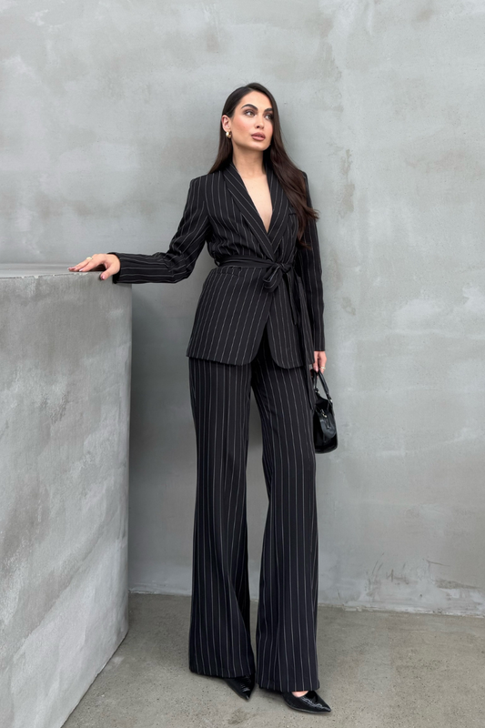 Kadın Çizgili Kuşaklı Blazer Ceket Pantolon Takım