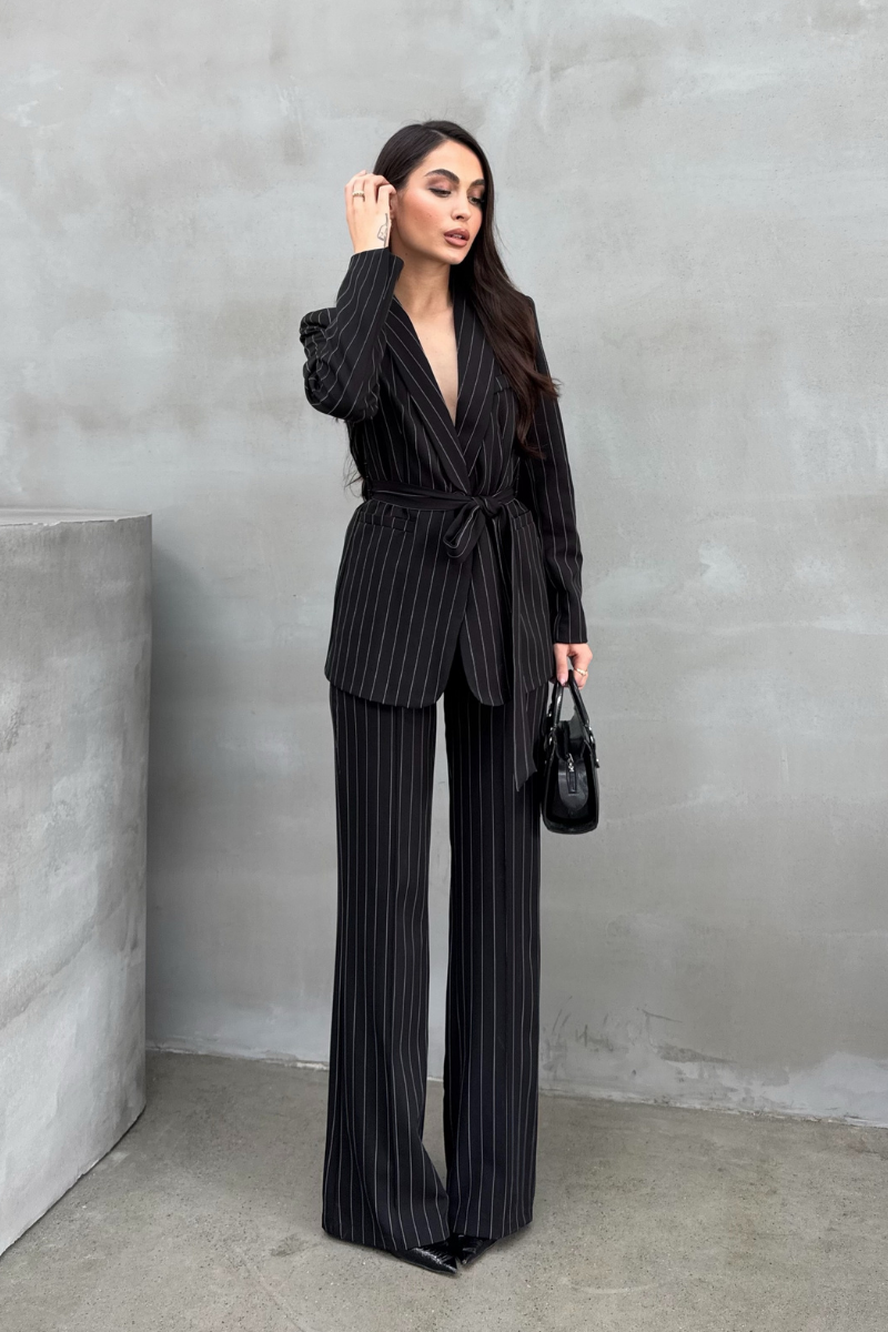 Kadın Çizgili Kuşaklı Blazer Ceket Pantolon Takım