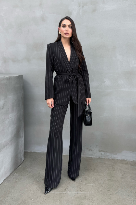 Kadın Çizgili Kuşaklı Blazer Ceket Pantolon Takım