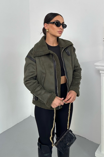 Kadın Süet Mont İçi Kürklü Fermuarlı Cepli Yaka ve Kol Detaylı Premium Regular Ceket