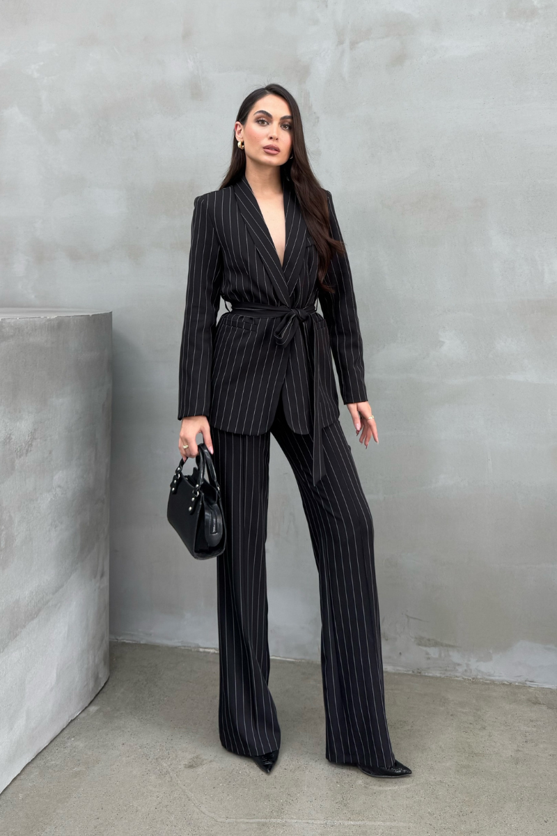 Kadın Çizgili Kuşaklı Blazer Ceket Pantolon Takım