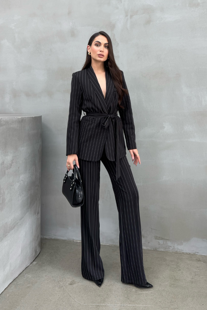 Kadın Çizgili Kuşaklı Blazer Ceket Pantolon Takım