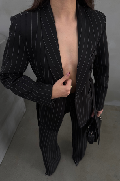 Kadın Çizgili Kuşaklı Blazer Ceket Pantolon Takım