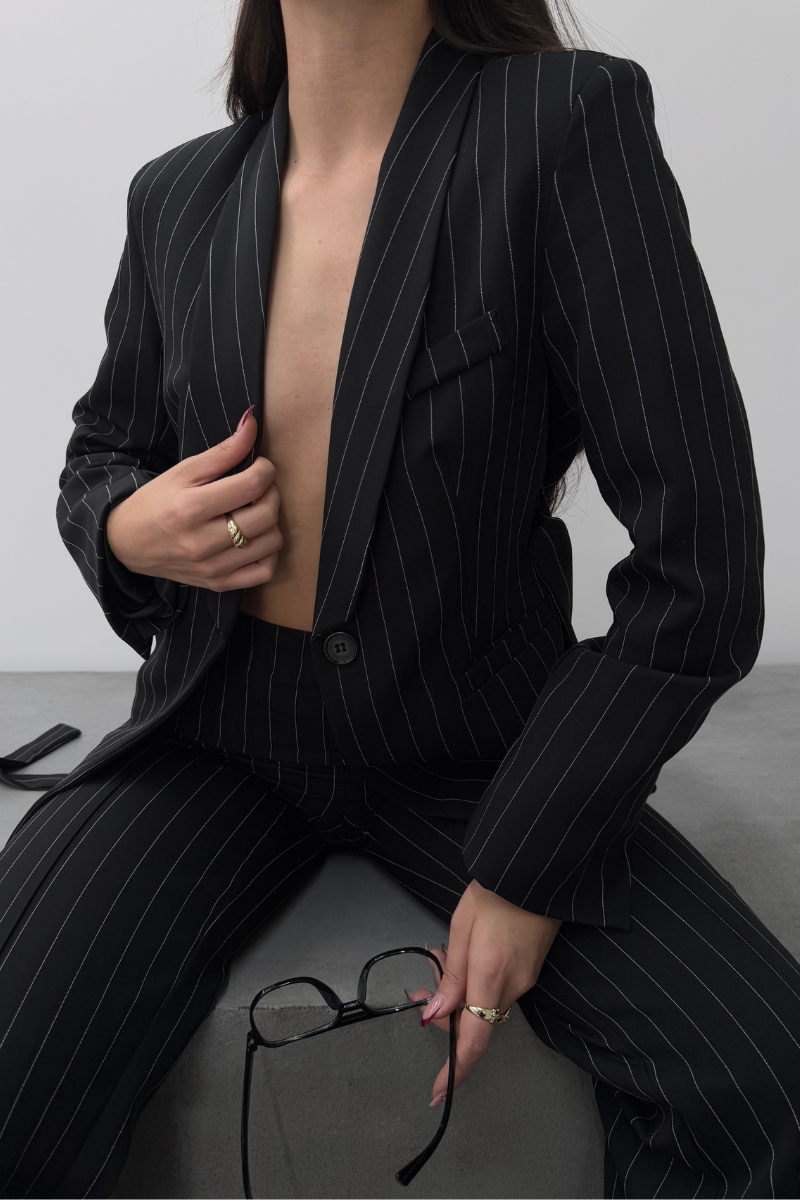 Kadın Çizgili Kuşaklı Blazer Ceket Pantolon Takım