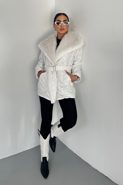 Kadın Şişme Mont Geniş Yaka Kemerli İçi Kürklü Kapitone Mont