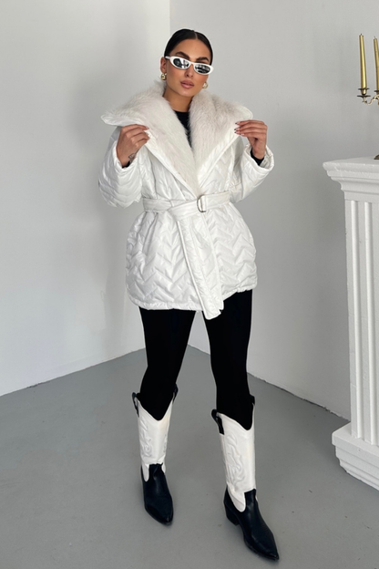 Kadın Şişme Mont Geniş Yaka Kemerli İçi Kürklü Kapitone Mont