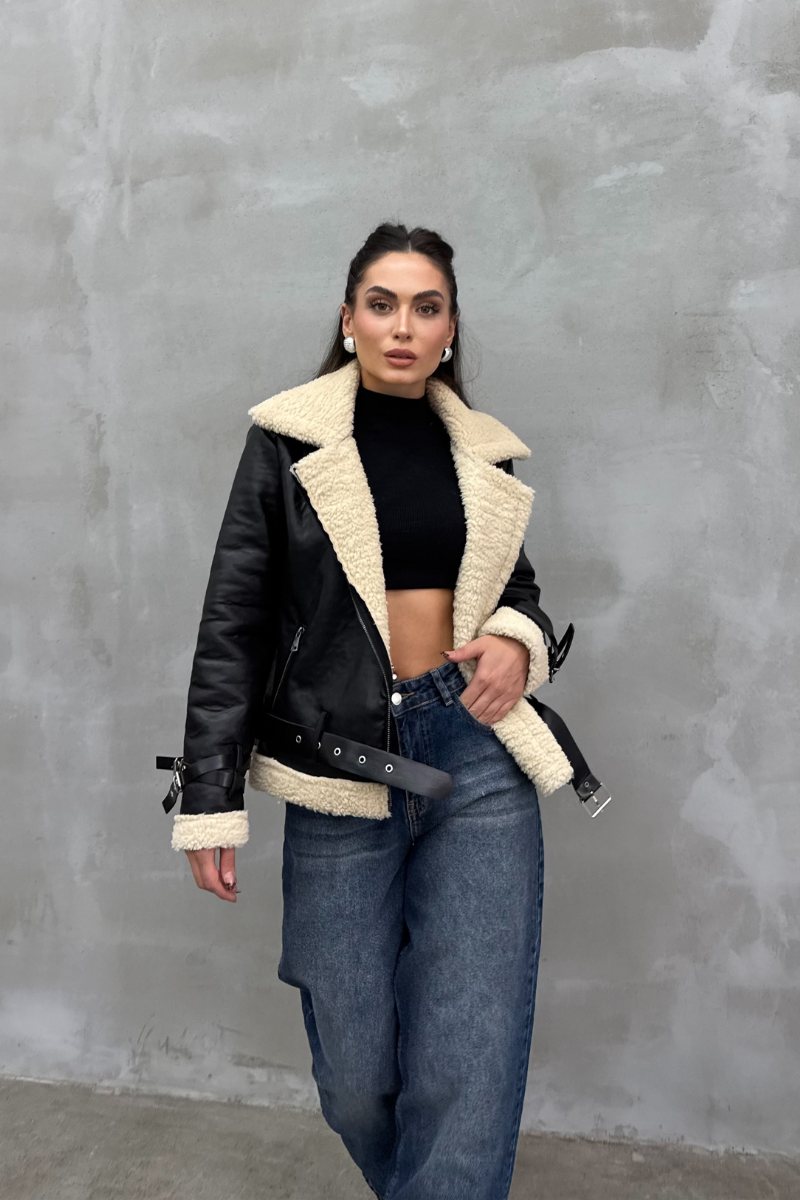 Kadın İçi Beyaz Kürklü Siyah Kısa Biker Deri Ceket Mont