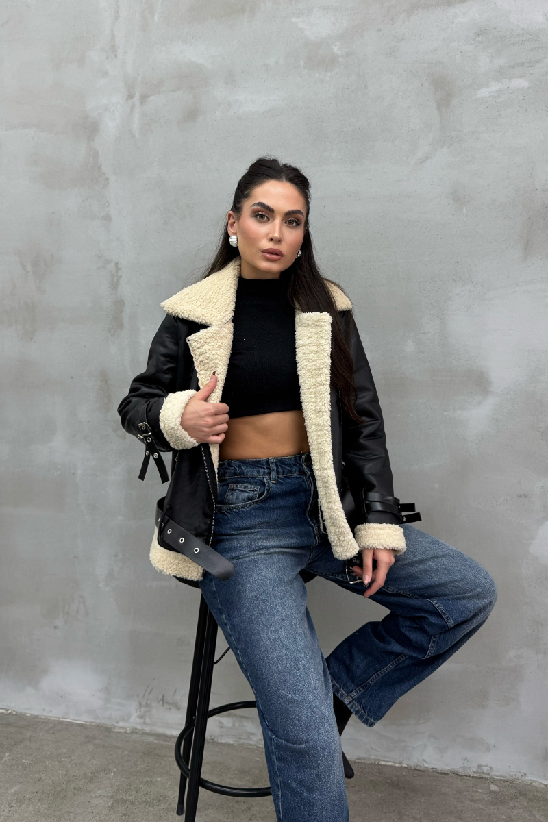 Kadın İçi Beyaz Kürklü Siyah Kısa Biker Deri Ceket Mont