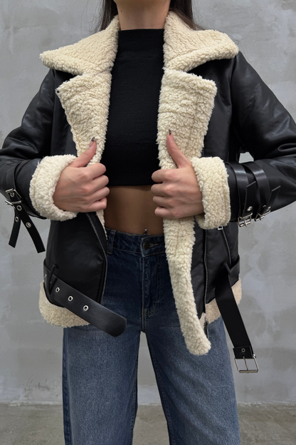 Kadın İçi Beyaz Kürklü Siyah Kısa Biker Deri Ceket Mont