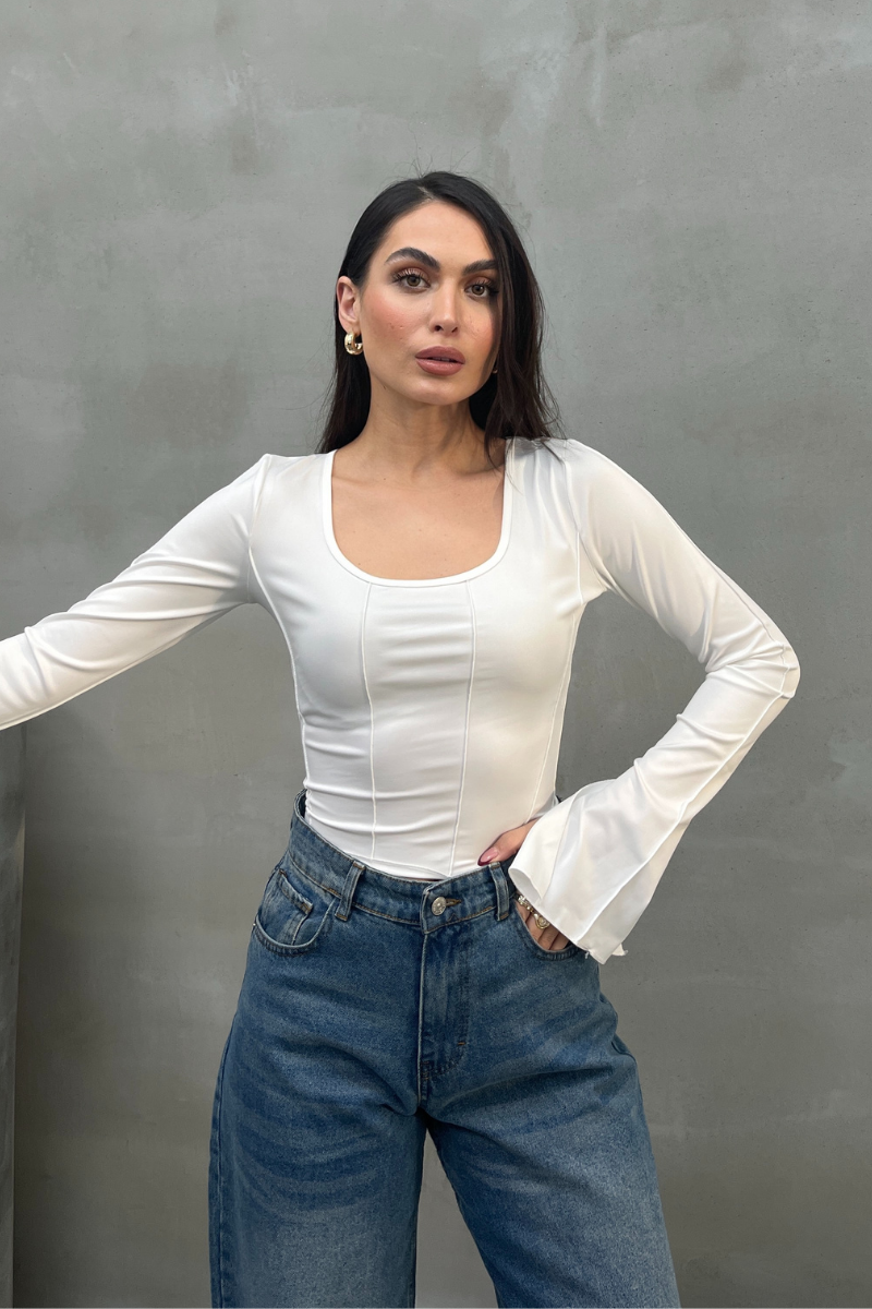 Kadın Bluz İspanyol Kol Dikiş ve Bağlama Detaylı Sırt Dekolteli U Yaka Bluz