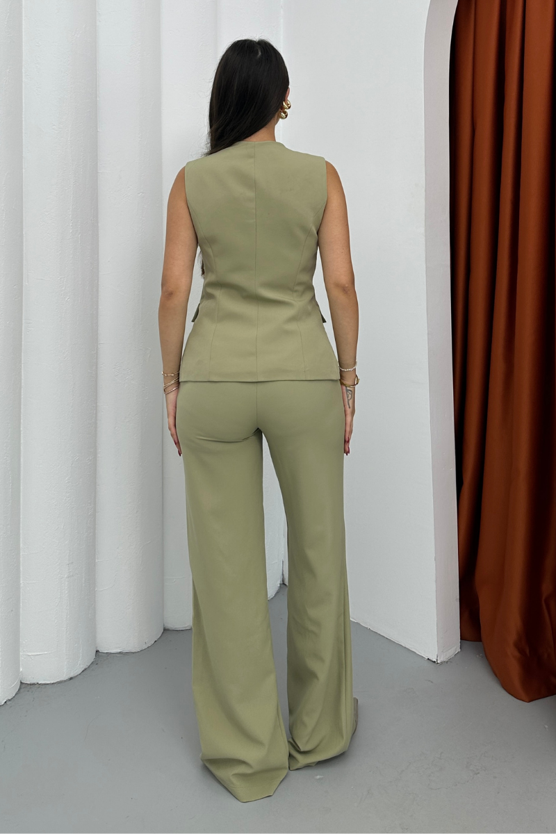 Kadın İkili Alt Üst Takım Şık Düğme Detaylı Kare Yaka Yelek Pantolon Takım