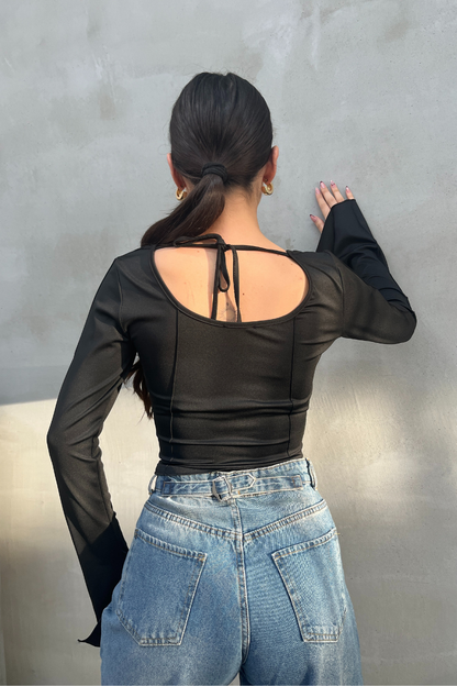 Kadın Bluz İspanyol Kol Dikiş ve Bağlama Detaylı Sırt Dekolteli U Yaka Bluz