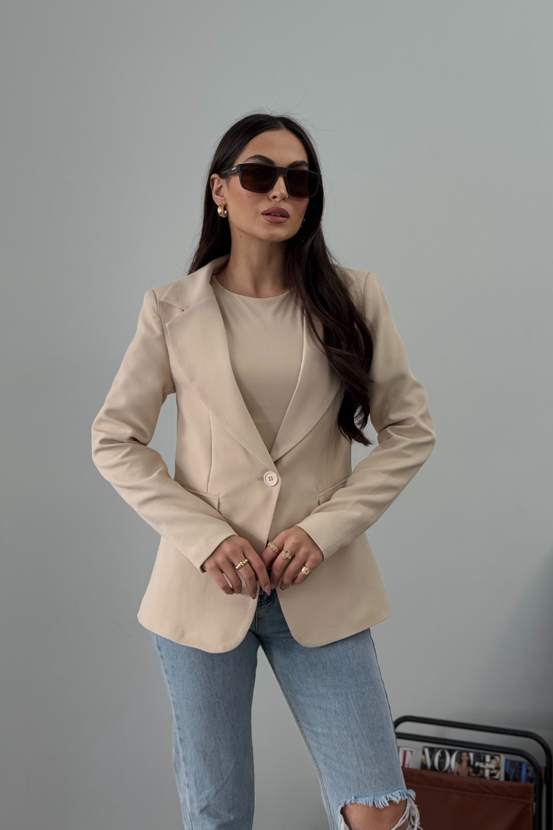 Kadın Blazer Ceket Kısa Düğmeli Astarlı Vatkalı Ceket