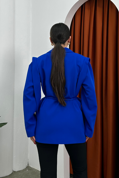 Kadın Oversize Blazer Ceket Kuşaklı Omuz Detaylı