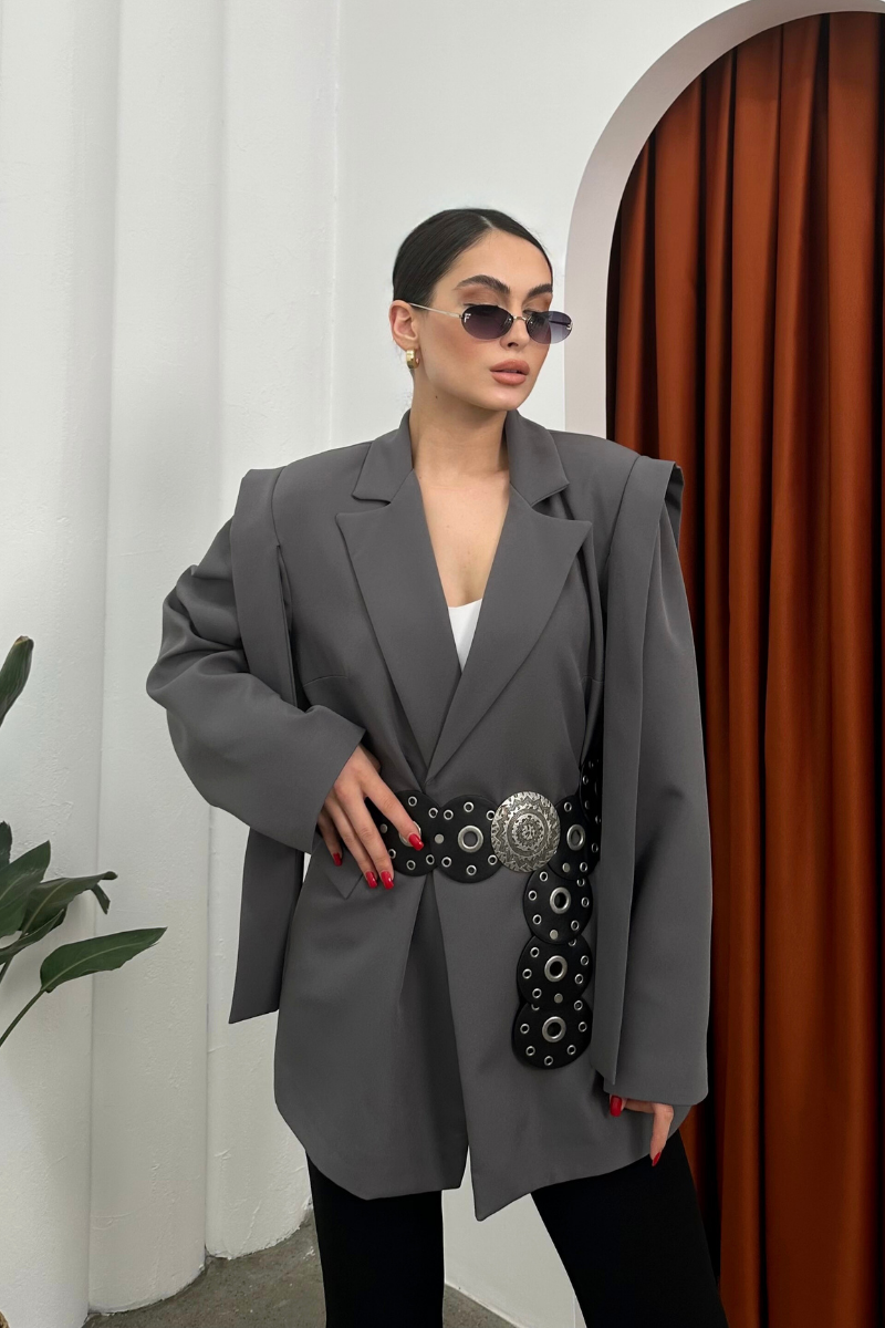Kadın Oversize Blazer Ceket Kuşaklı Omuz Detaylı