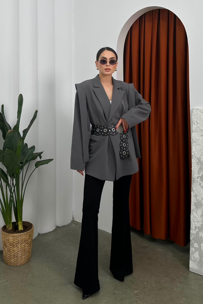 Kadın Oversize Blazer Ceket Kuşaklı Omuz Detaylı