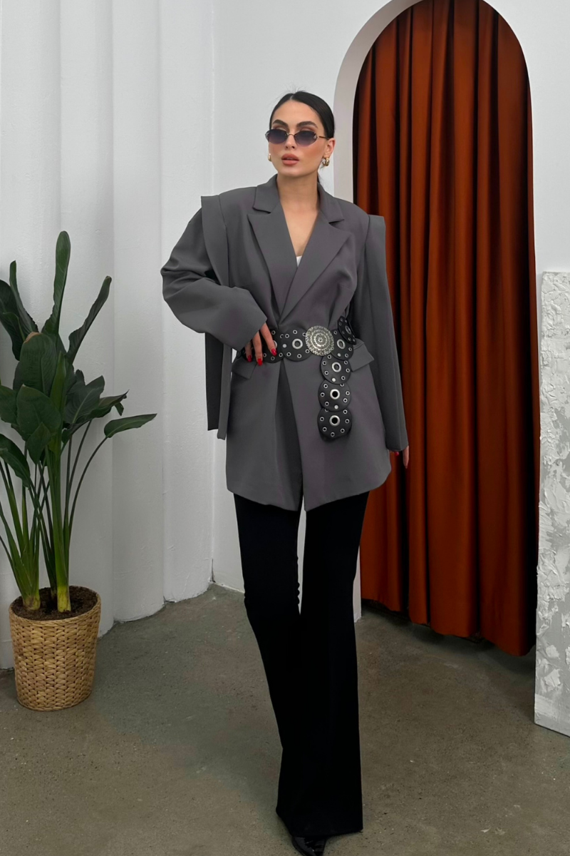 Kadın Oversize Blazer Ceket Kuşaklı Omuz Detaylı