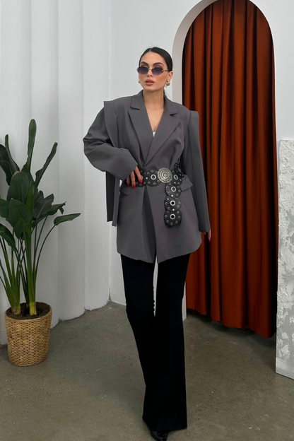 Kadın Oversize Blazer Ceket Kuşaklı Omuz Detaylı