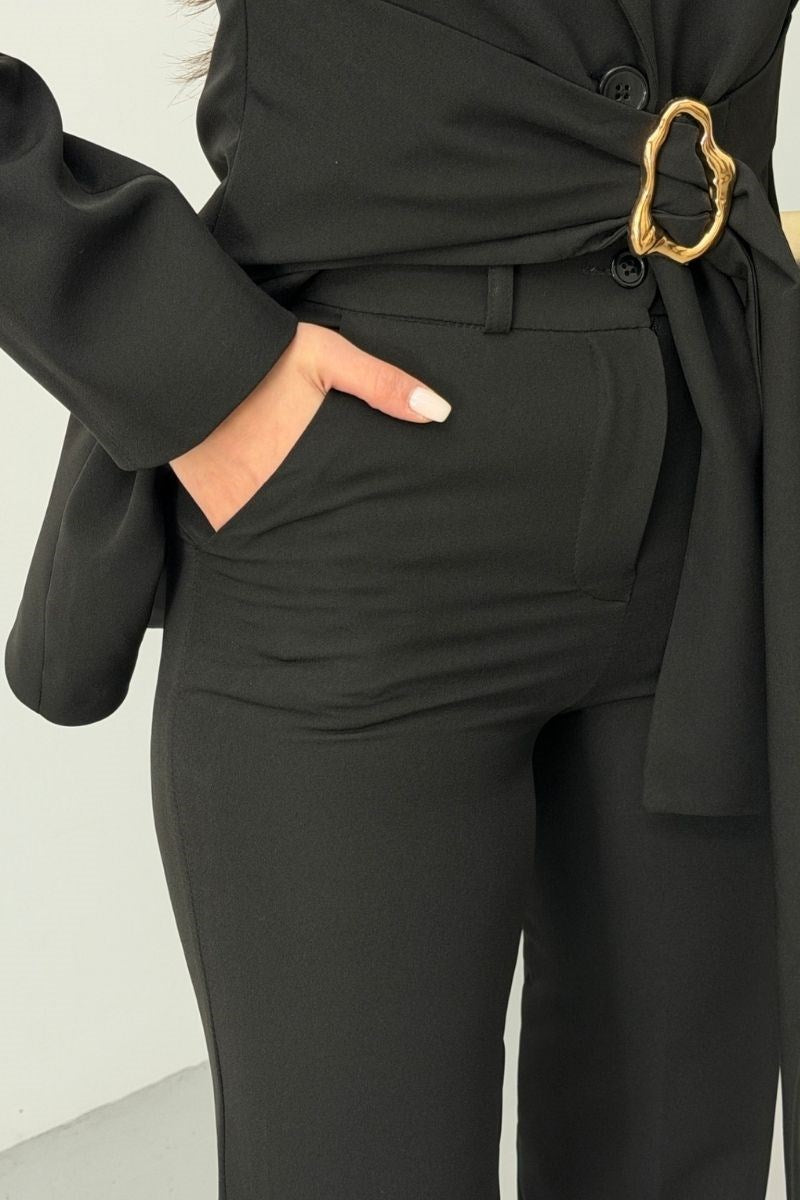 Kadın İkili Alt Üst Takım Şık Gold Tokalı Kuşaklı Blazer Ceket Bol Paça Pantolon Takım