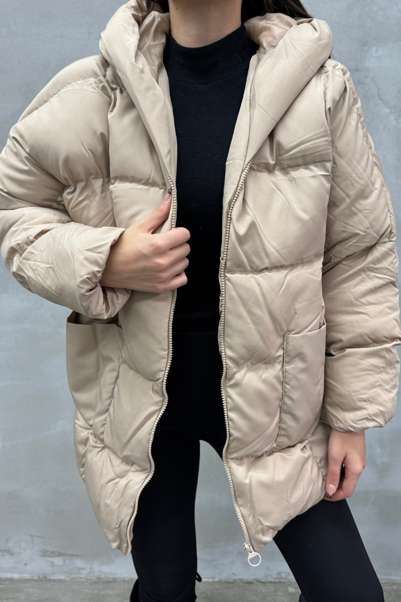 Kadın Kapüşonlu Yarasa Kollu Oversize Şişme Mont