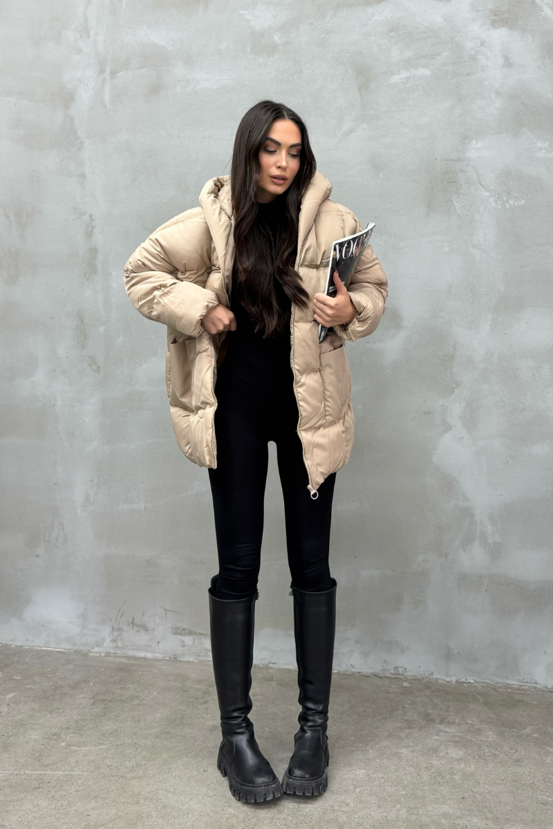 Kadın Kapüşonlu Yarasa Kollu Oversize Şişme Mont