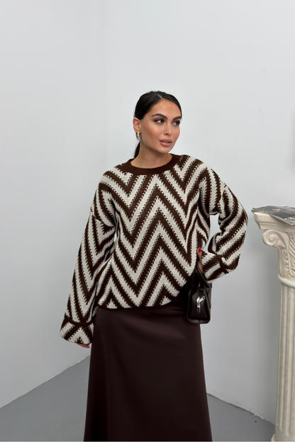 Kadın Kazak Örme Bisiklet Yaka Düşük Omuz Zikzak Desenli Kolu Katlama Detaylı Triko Kazak