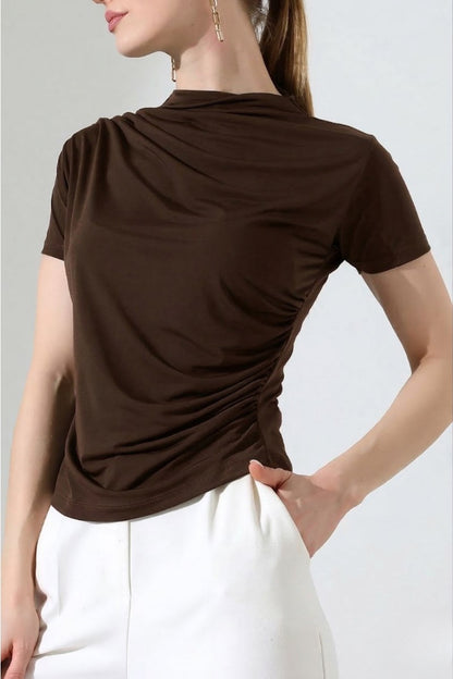 Kadın T-Shirt Kısa Kollu Drape Detaylı Yaka ve Beli Büzgülü Sandy Kumaş Likralı Bluz