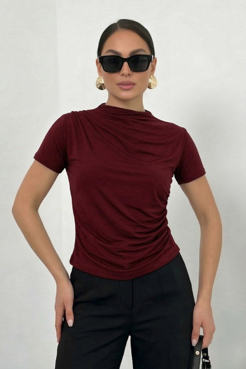 Kadın T-Shirt Kısa Kollu Drape Detaylı Yaka ve Beli Büzgülü Sandy Kumaş Likralı Bluz