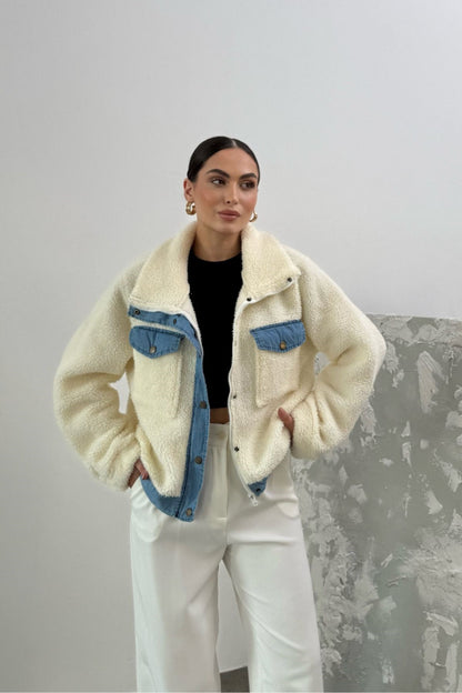 Kadın Ceket Peluş Cepli Fermuarlı Çıtçıtlı Kot Detaylı Ekru Ceket