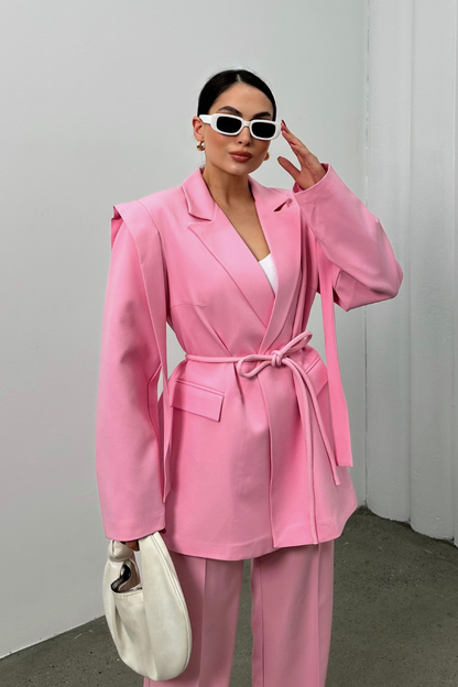 Kadın Oversize Blazer Ceket Kuşaklı Omuz Detaylı