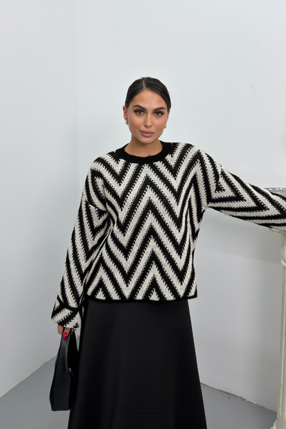 Kadın Kazak Örme Bisiklet Yaka Düşük Omuz Zikzak Desenli Kolu Katlama Detaylı Triko Kazak