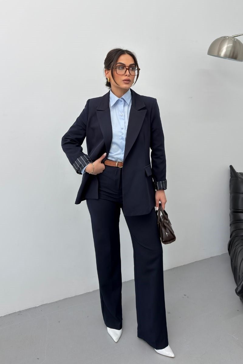 Kadın İkili Alt Üst Takım Kemerli Çizgili Astarlı Cep Detaylı Regular Blazer Ceket Pantolon Takım