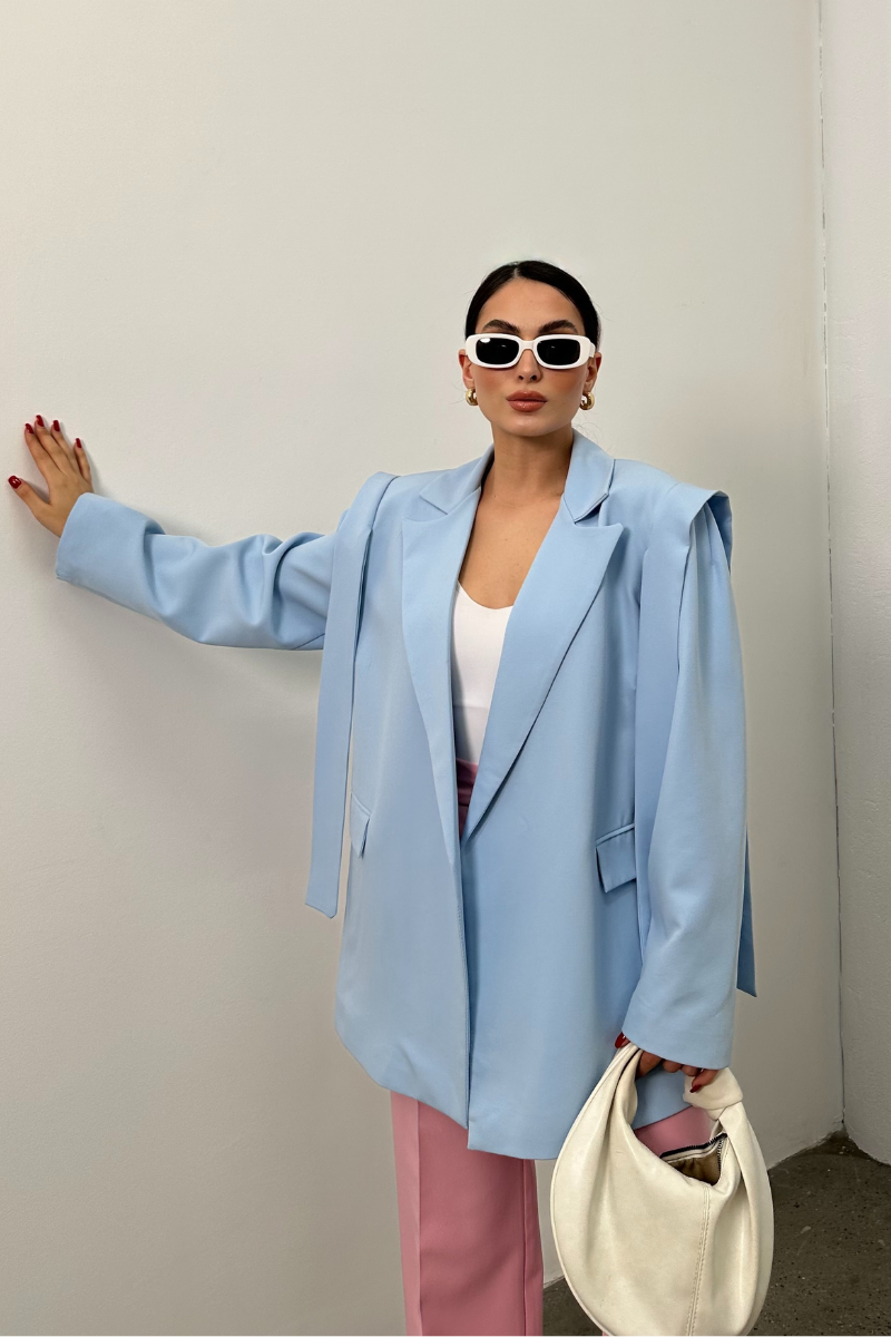Kadın Oversize Blazer Ceket Kuşaklı Omuz Detaylı