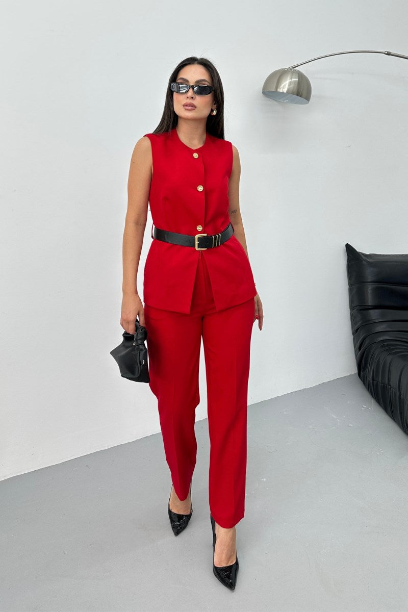 Kadın İkili Alt Üst Takım Şık Kemerli Düğme Detaylı Bisiklet Yaka Regular Yelek Pantolon Takım Kırmızı