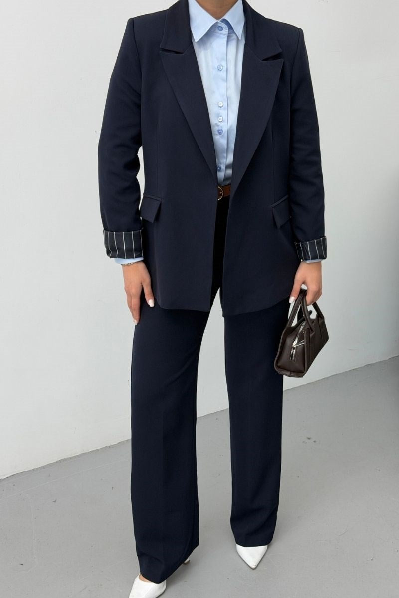 Kadın İkili Alt Üst Takım Kemerli Çizgili Astarlı Cep Detaylı Regular Blazer Ceket Pantolon Takım