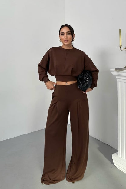 Kadın İkili Alt Üst Takım Modal Kumaş Düşük Omuz Bisiklet Yaka Crop Üst Piliseli Yüksek Bel Geniş Paça Cepli Pantolon Takım
