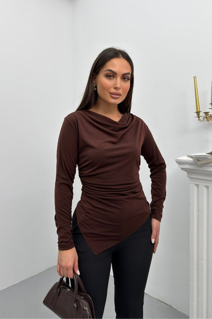 Kadın Bluz Drapeli Uzun Kollu Degaje Yaka Asimetrik Kesim Sandy Kumaş Likralı Şık Bluz