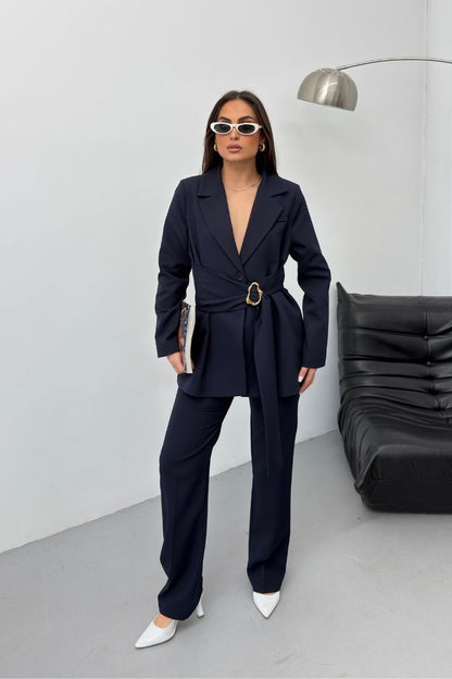 Kadın İkili Alt Üst Takım Şık Gold Tokalı Kuşaklı Blazer Ceket Bol Paça Pantolon Takım