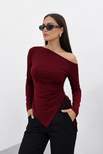 Kadın Bluz Tek Omzu Açık Asimetrik Yandan Büzgülü Uzun Kollu Slim Fit Sandy Bluz
