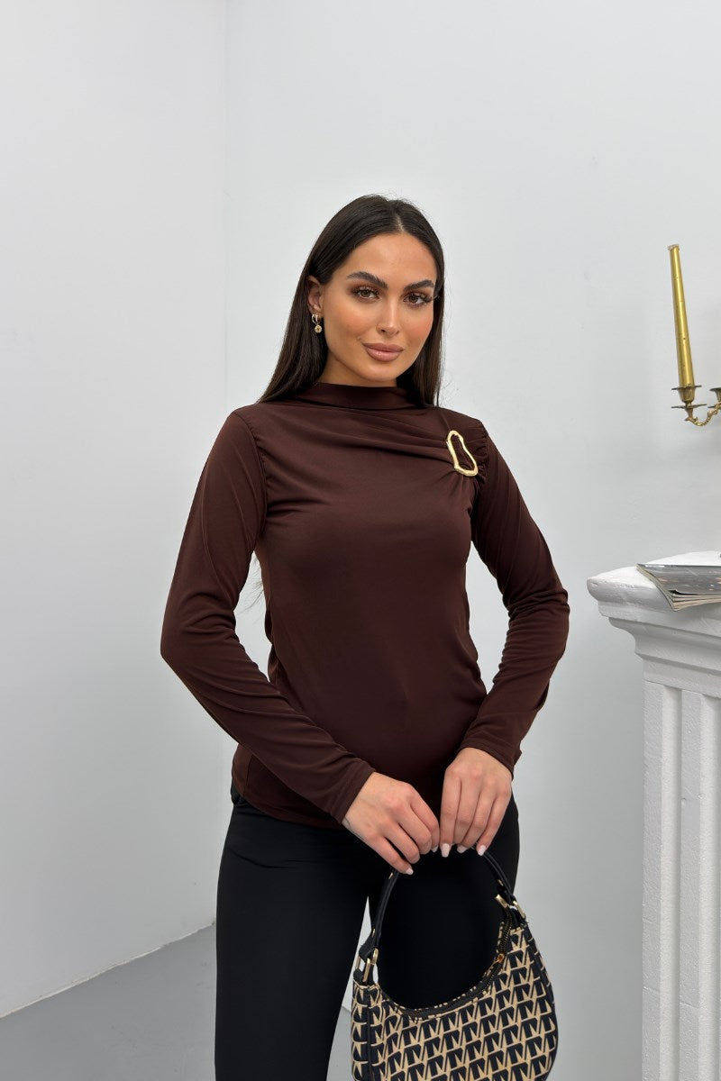 Kadın Bluz Gold Toka Detaylı Büzgülü Uzun Kollu Sandy Kumaş Likralı Şık Bluz