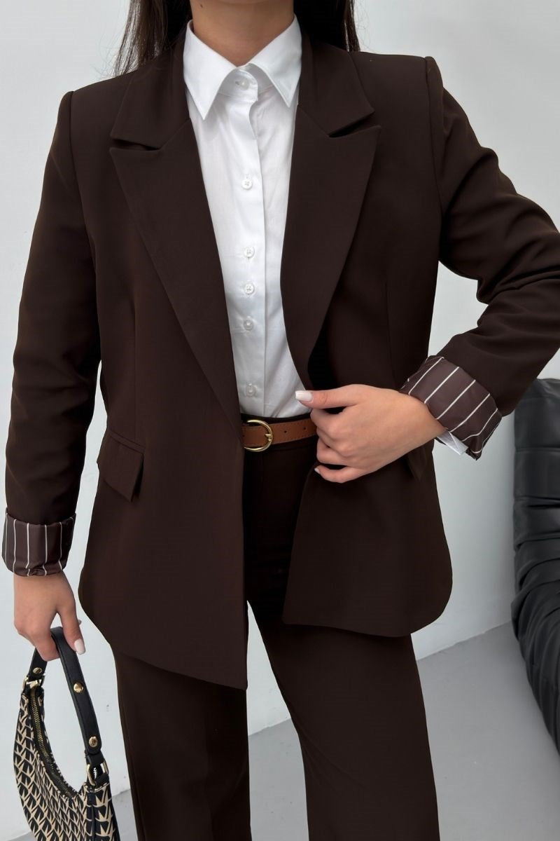 Kadın İkili Alt Üst Takım Kemerli Çizgili Astarlı Cep Detaylı Regular Blazer Ceket Pantolon Takım