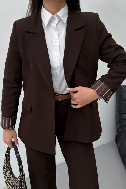 Kadın İkili Alt Üst Takım Kemerli Çizgili Astarlı Cep Detaylı Regular Blazer Ceket Pantolon Takım