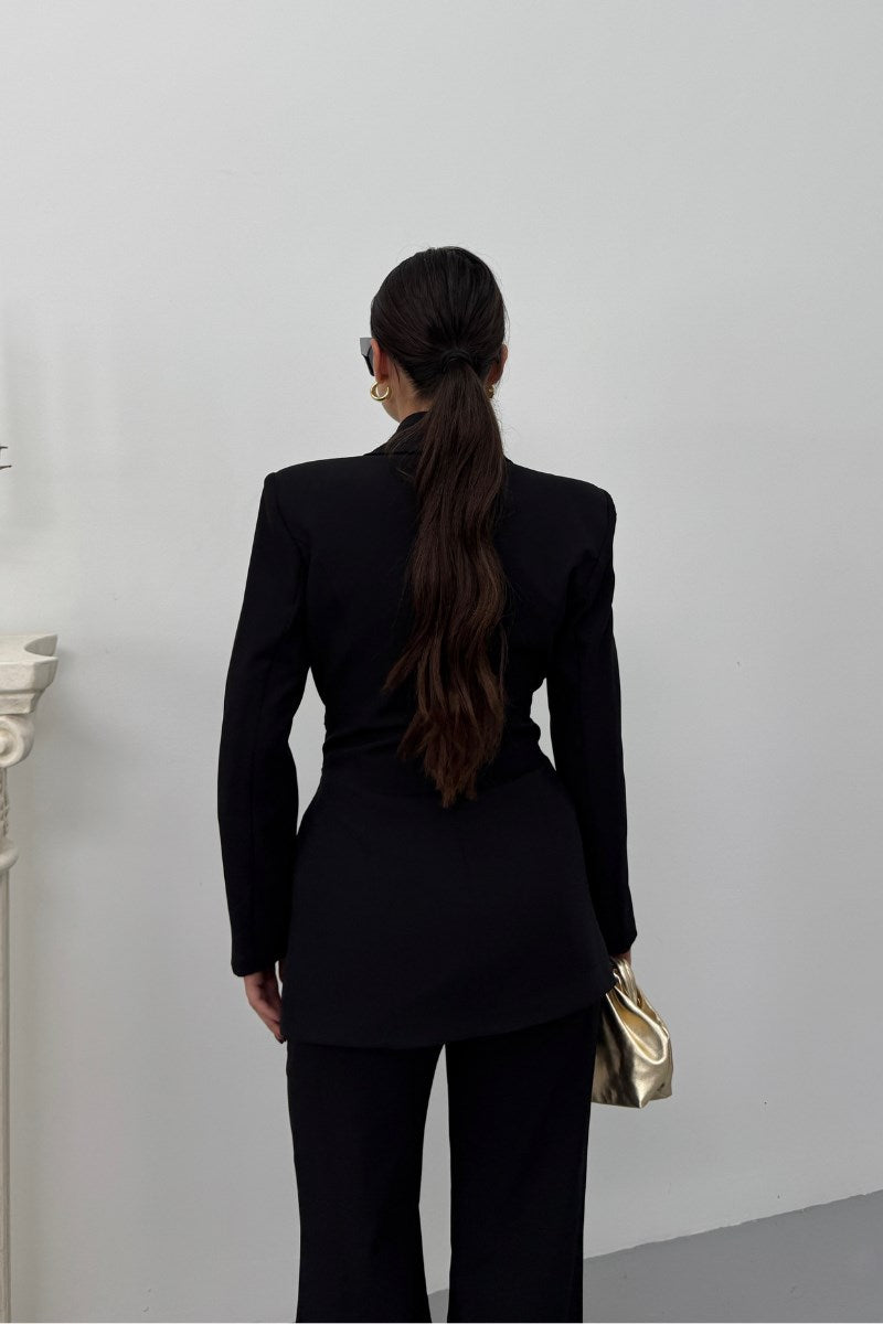 Kadın Blazer Ceket Şık Kruvaze Yaka Vatkalı Gold Kemer Detaylı Ceket